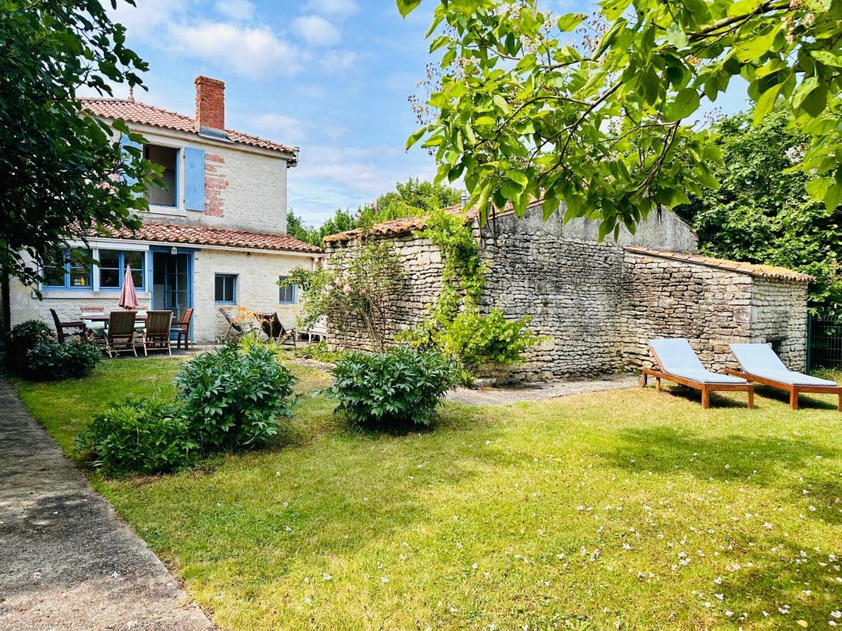Vila L'Ileau La Taillee Exteriér fotografie