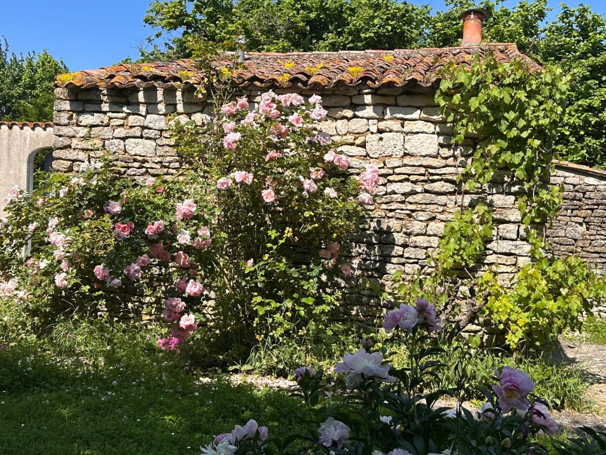 Vila L'Ileau La Taillee Exteriér fotografie