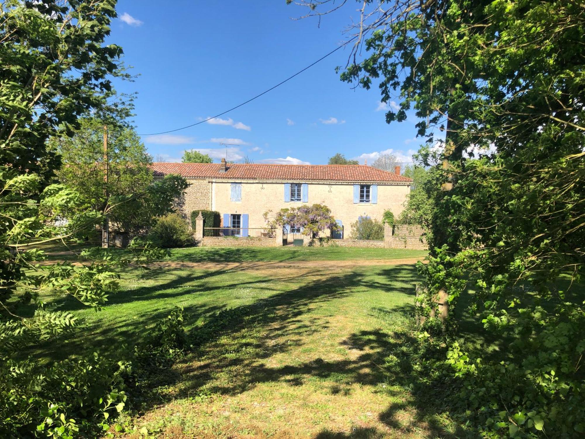 Vila L'Ileau La Taillee Exteriér fotografie