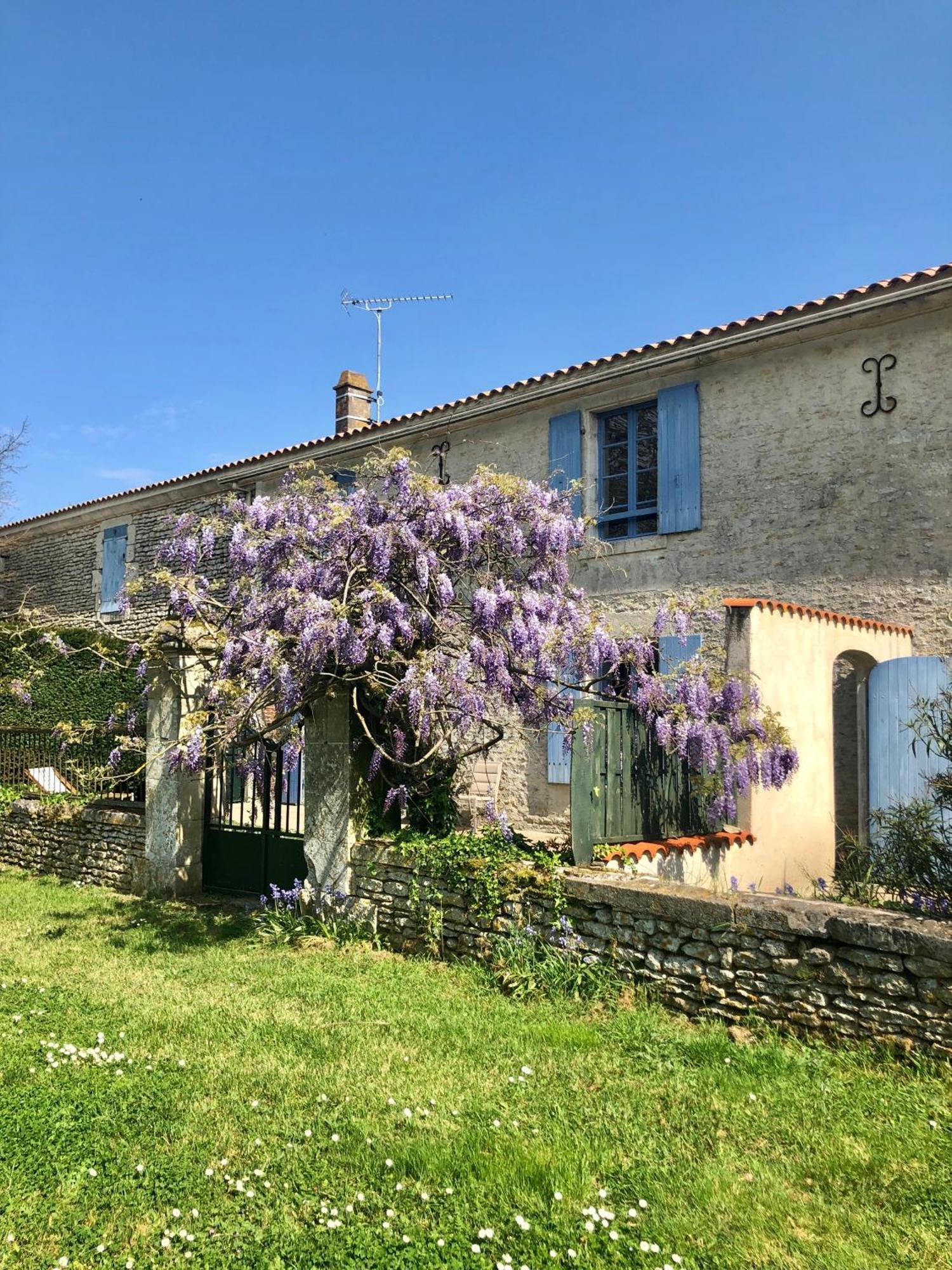 Vila L'Ileau La Taillee Exteriér fotografie